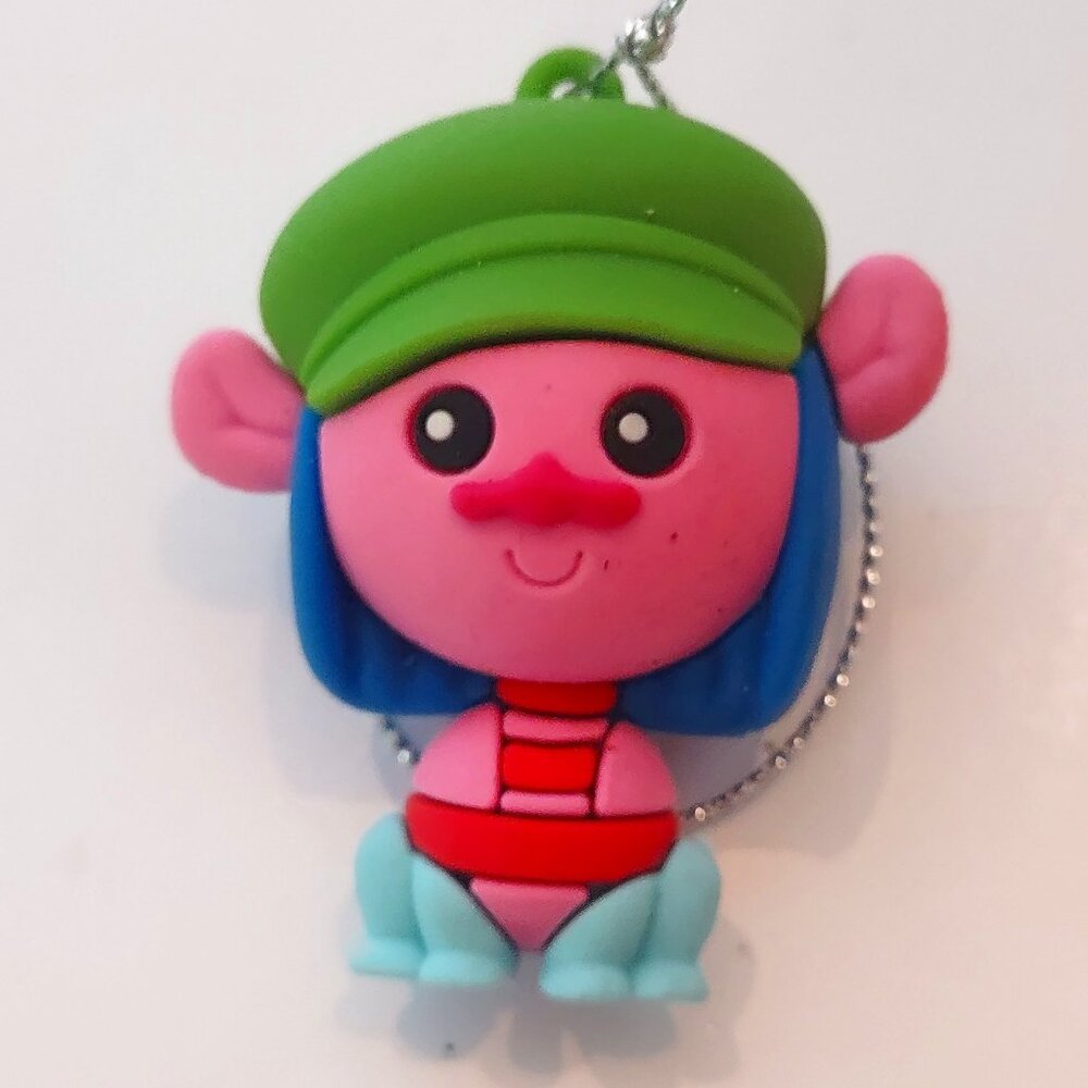 Trolls World Tour Set of 4 Christmas Mystery Ornaments - Picture 7 of 10